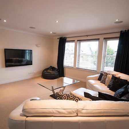 Crown Luxury Serviced Apartment Inverness Bagian luar foto