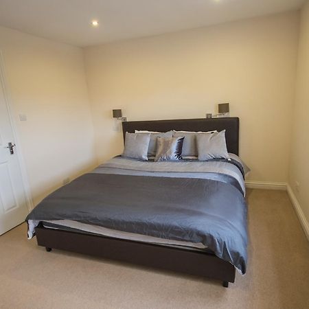 Crown Luxury Serviced Apartment Inverness Bagian luar foto