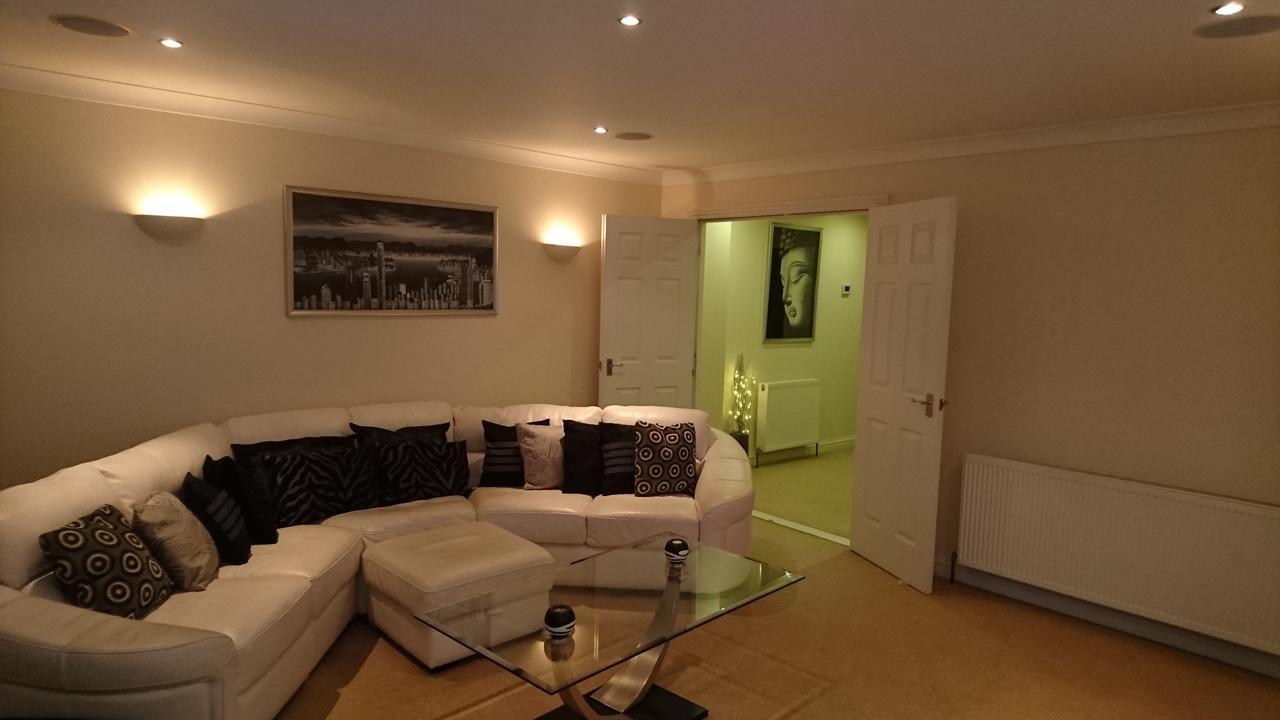 Crown Luxury Serviced Apartment Inverness Bagian luar foto