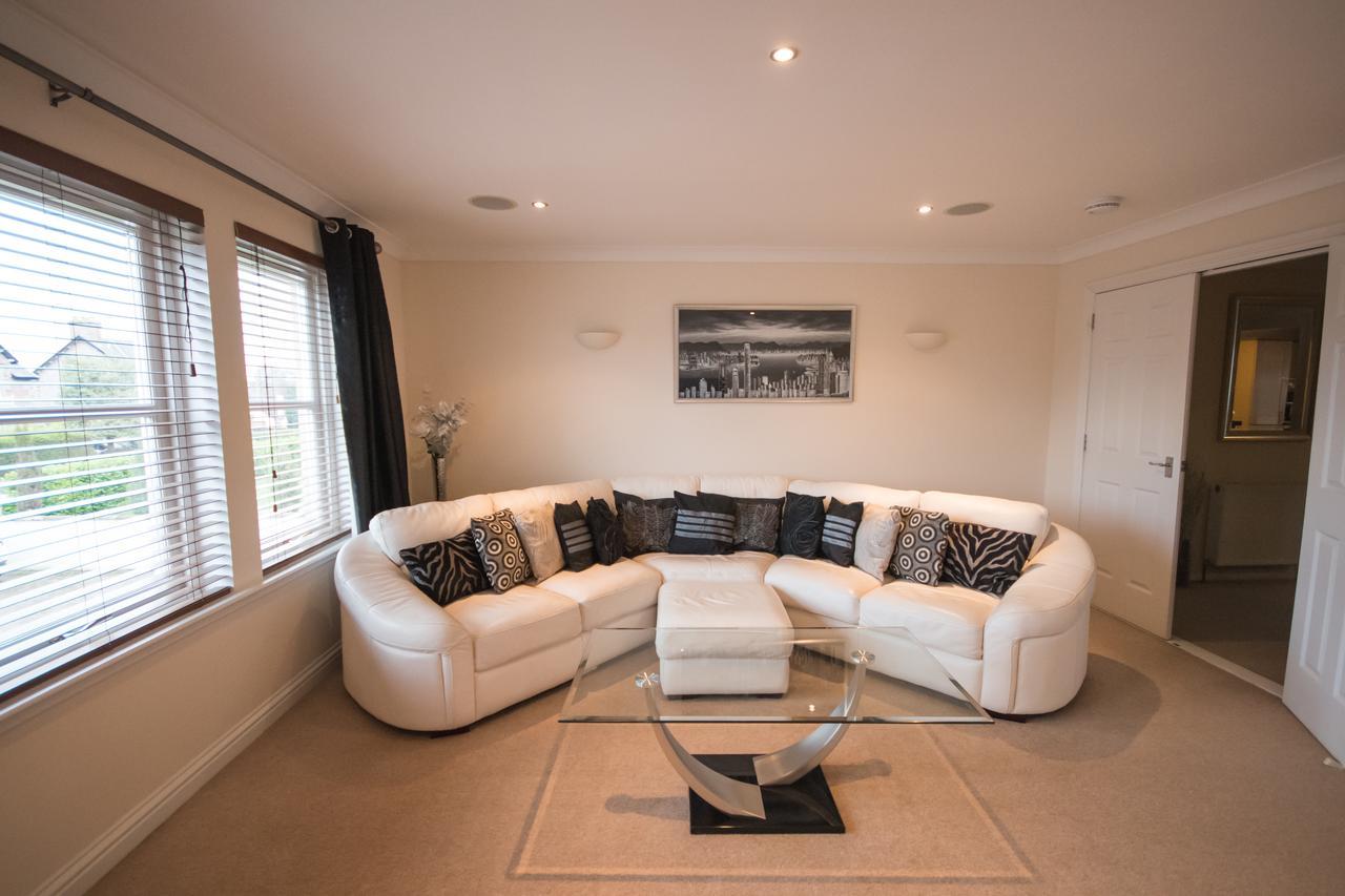 Crown Luxury Serviced Apartment Inverness Bagian luar foto