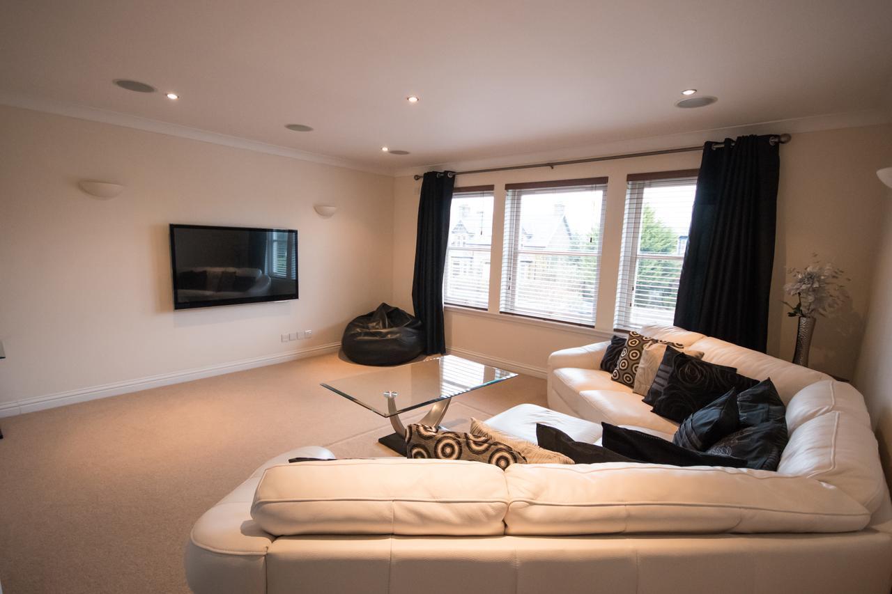 Crown Luxury Serviced Apartment Inverness Bagian luar foto