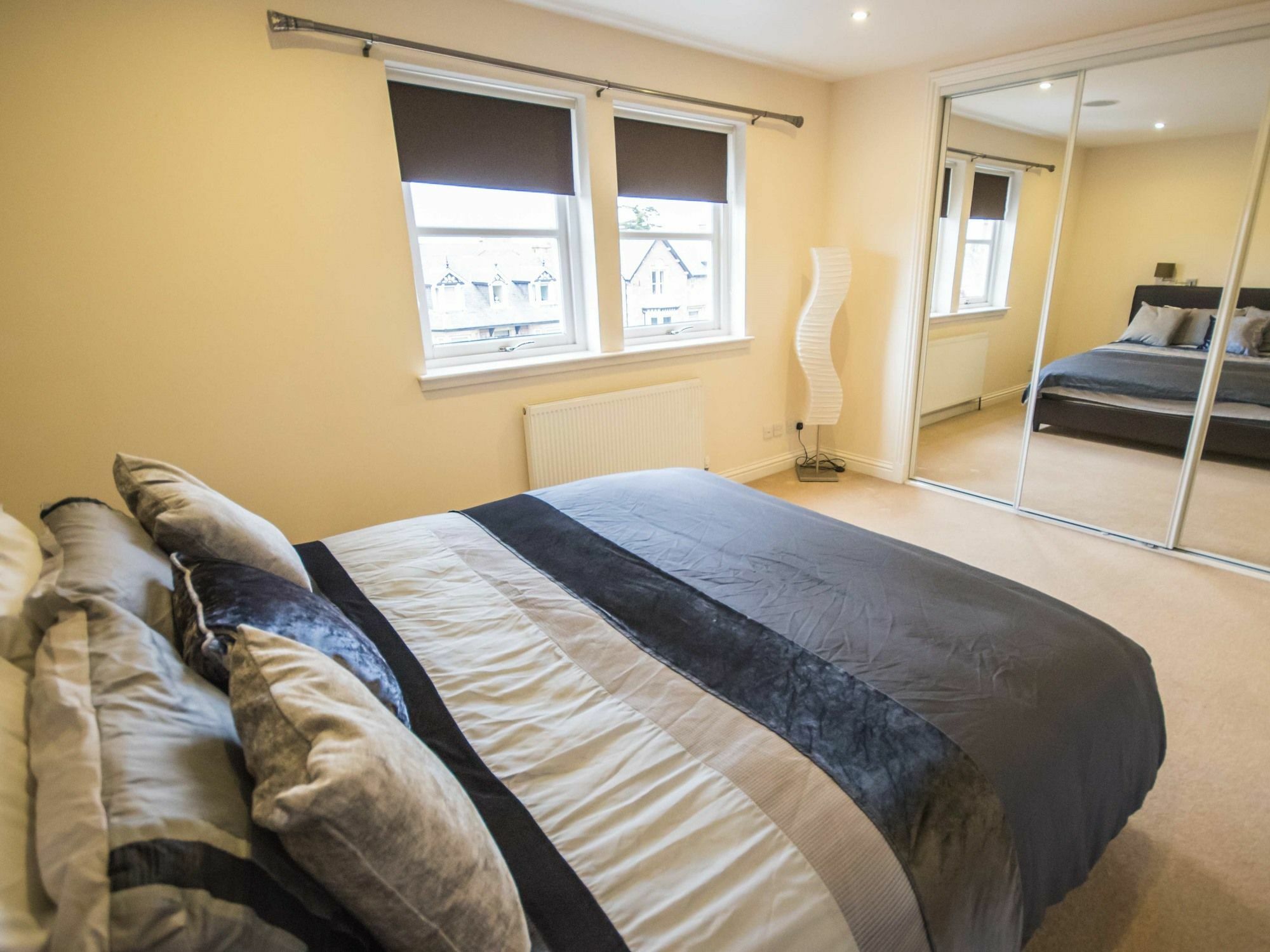 Crown Luxury Serviced Apartment Inverness Bagian luar foto